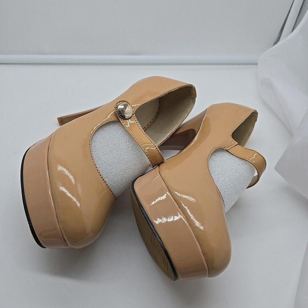 Monicoco Nude Mary Jane Closed Round‎ Toe 5 Stiletto Heels